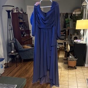 Elegant Blue Evening Gown